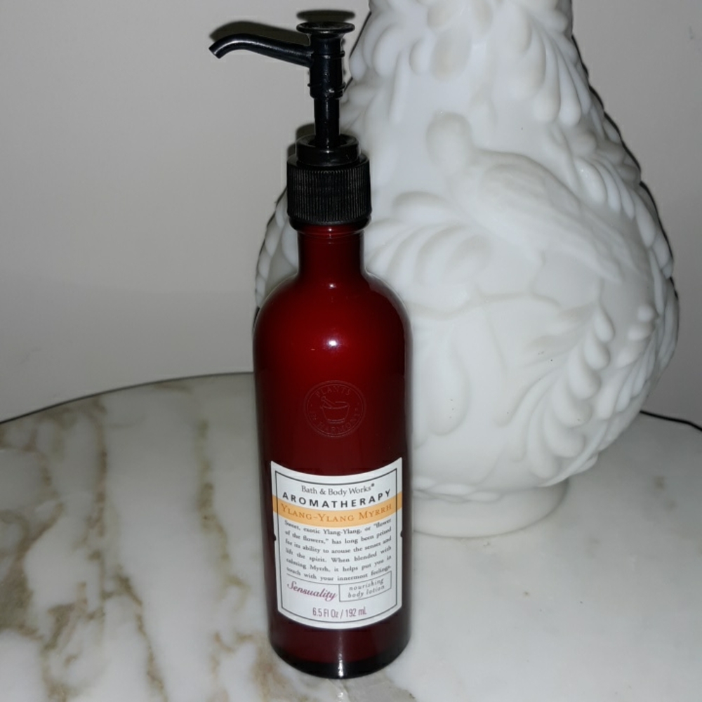 Bath & Body Works "YLANG YLANG MYRRH" Aromatherapy Sensual Body
